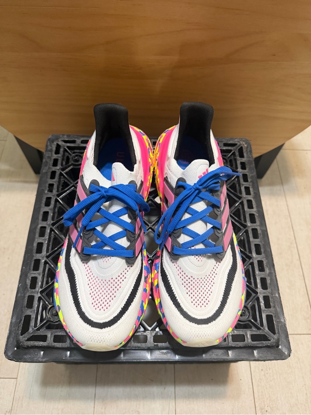 Adidas Women's 2023 Ultraboost White Blue Pink Leopard-Print Running Shoes - Picture 3 of 6